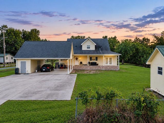 315 South Central Boulevard, Chauvin, LA 70344
