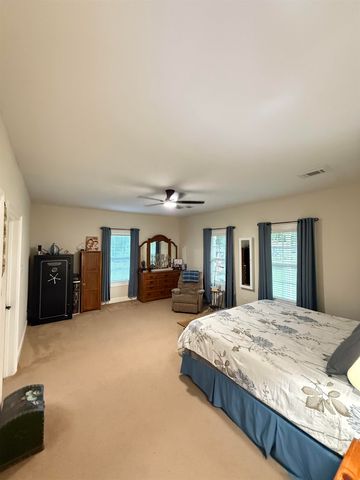 315 South Central Boulevard, Chauvin, LA 70344