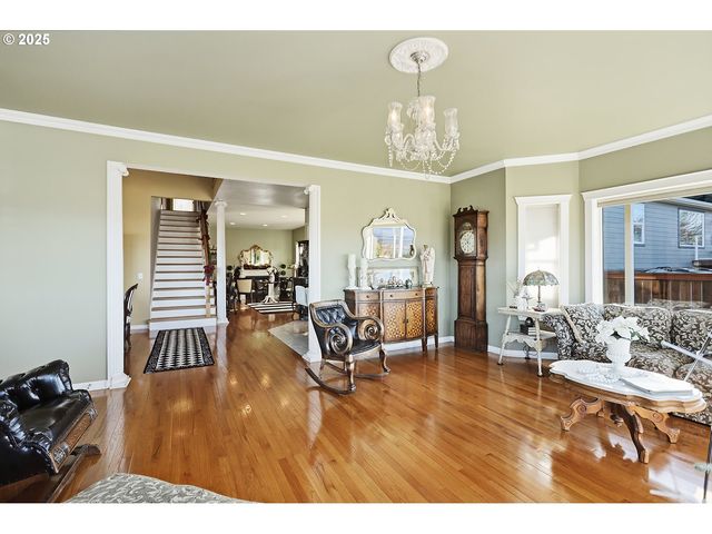 3720 COLUMBIA VIEW Dr, The Dalles, OR 97058