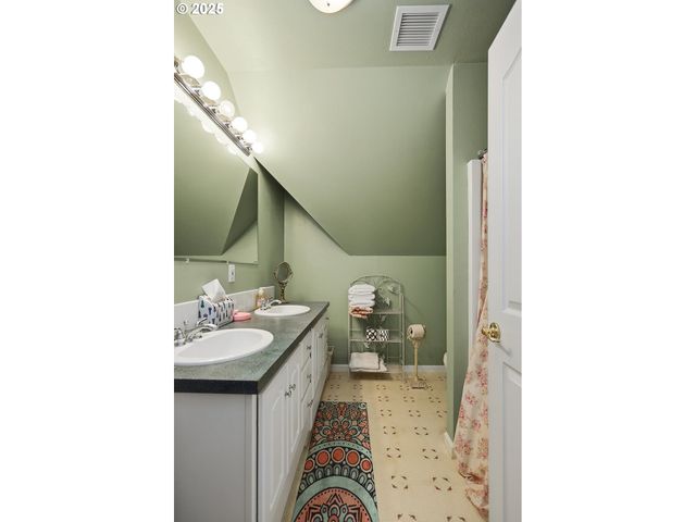 3720 COLUMBIA VIEW Dr, The Dalles, OR 97058