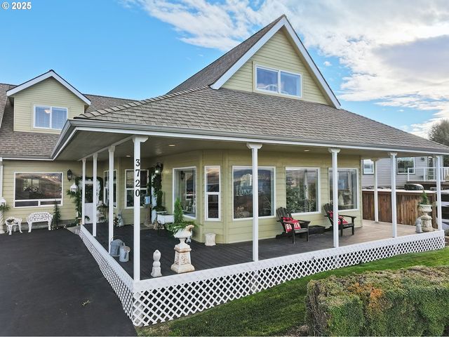 3720 COLUMBIA VIEW Dr, The Dalles, OR 97058