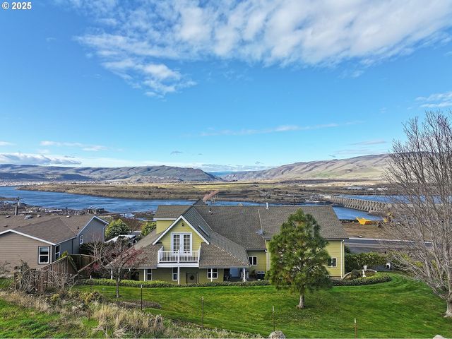 3720 COLUMBIA VIEW Dr, The Dalles, OR 97058