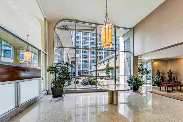 4250 N Marine Drive 2324, Chicago, IL 60613