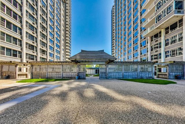 4250 N Marine Drive 2324, Chicago, IL 60613