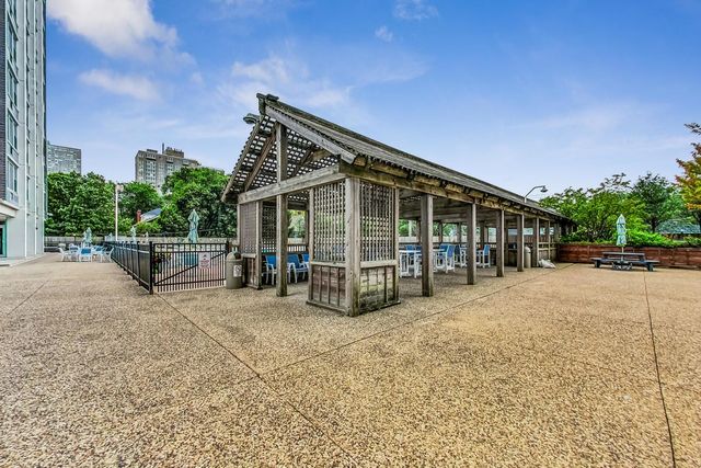 4250 N Marine Drive 2324, Chicago, IL 60613