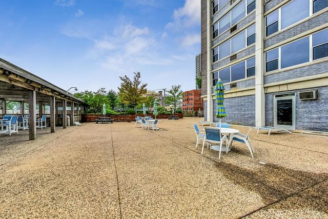 4250 N Marine Drive 2324, Chicago, IL 60613