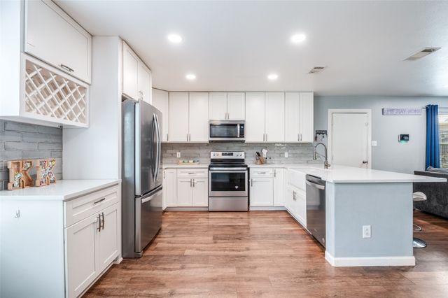 148 Triumph Road, Dallas, TX 75241
