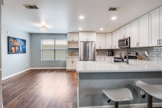 148 Triumph Road, Dallas, TX 75241