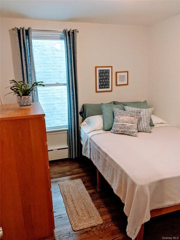 8424 129th Street, Kew Gardens, NY 11415