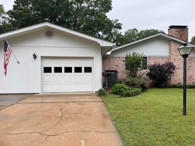 1 Mark Place, Conway, AR 72034