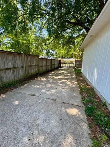 1 Mark Place, Conway, AR 72034