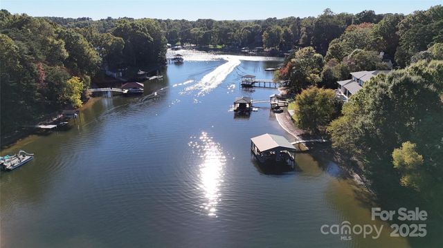 515 Kemp Road, Mooresville, NC 28117