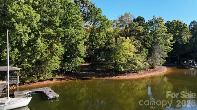 515 Kemp Road, Mooresville, NC 28117