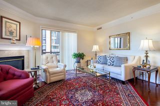 901 N MONROE ST #1115, Arlington, VA 22201