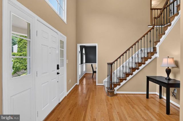 9105 OAK CHASE CT, Fairfax Station, VA 22039