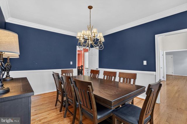 9105 OAK CHASE CT, Fairfax Station, VA 22039