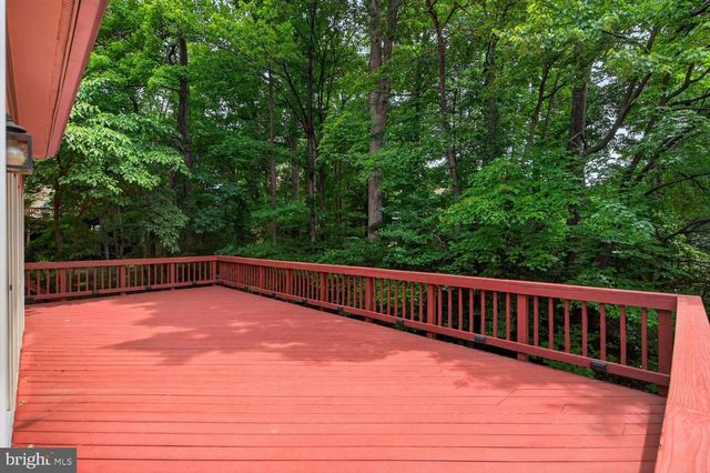 9105 OAK CHASE CT, Fairfax Station, VA 22039
