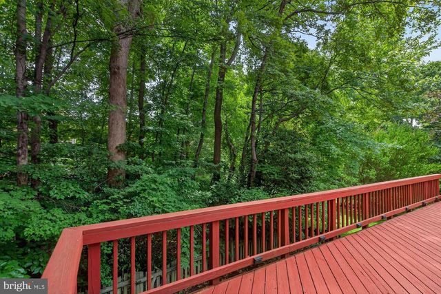9105 OAK CHASE CT, Fairfax Station, VA 22039