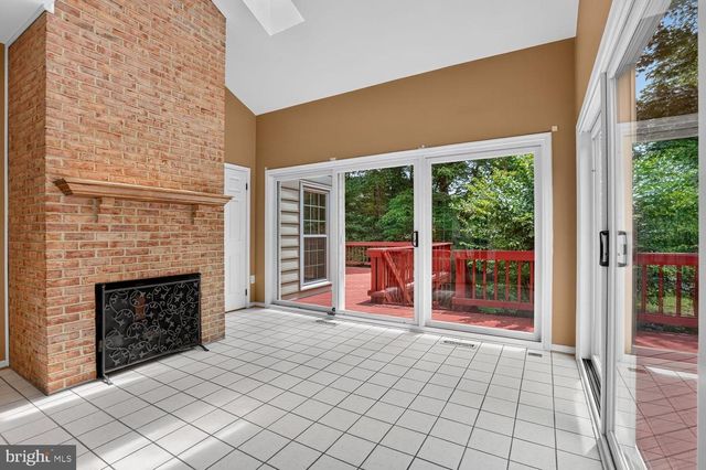 9105 OAK CHASE CT, Fairfax Station, VA 22039