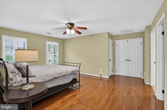 9105 OAK CHASE CT, Fairfax Station, VA 22039