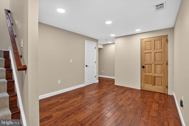 9105 OAK CHASE CT, Fairfax Station, VA 22039
