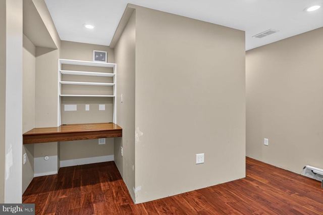 9105 OAK CHASE CT, Fairfax Station, VA 22039