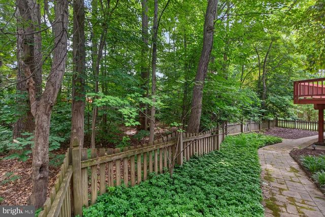 9105 OAK CHASE CT, Fairfax Station, VA 22039