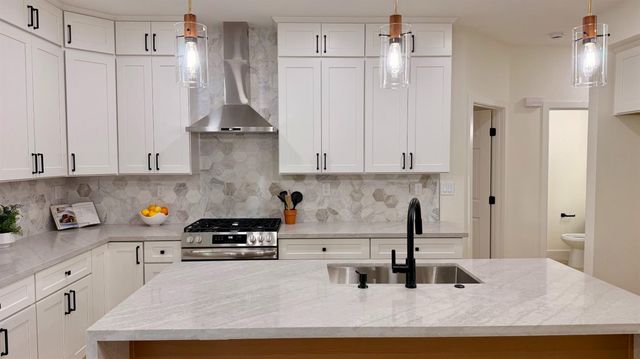 5417 Elk Hollow Ct, Elk Grove, CA 95758
