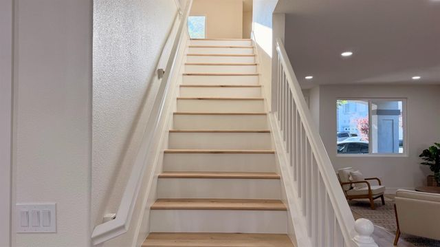 5417 Elk Hollow Ct, Elk Grove, CA 95758