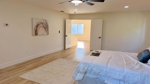 5417 Elk Hollow Ct, Elk Grove, CA 95758