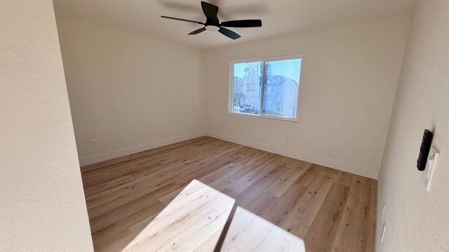 5417 Elk Hollow Ct, Elk Grove, CA 95758