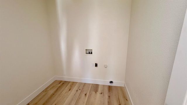 5417 Elk Hollow Ct, Elk Grove, CA 95758