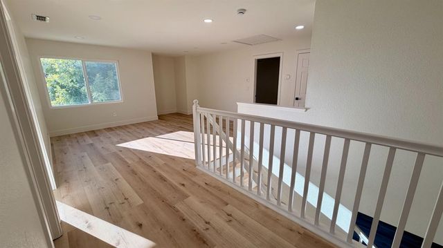 5417 Elk Hollow Ct, Elk Grove, CA 95758