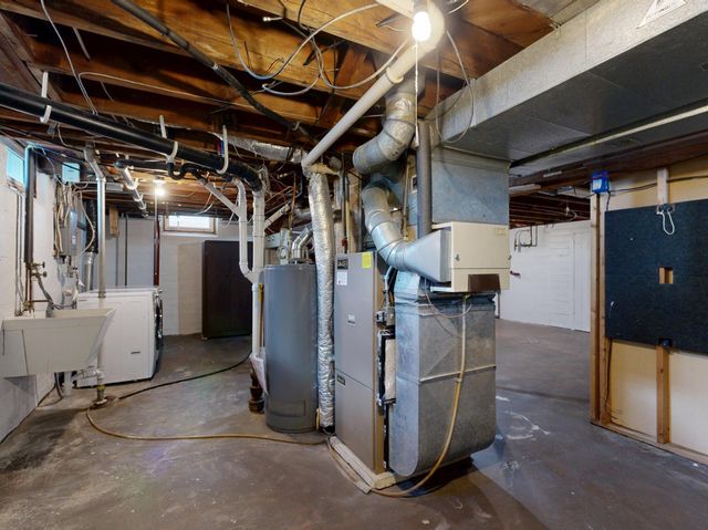 1945 Nevada Avenue E, Saint Paul, MN 55119