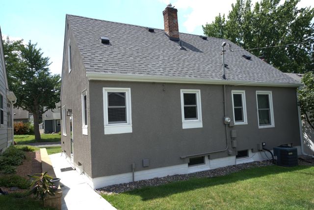 1945 Nevada Avenue E, Saint Paul, MN 55119