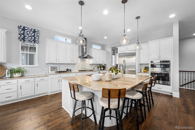 7190 S Riverwood Way, Aurora, CO 80016