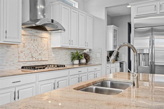 7190 S Riverwood Way, Aurora, CO 80016