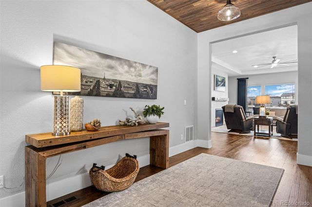 7190 S Riverwood Way, Aurora, CO 80016