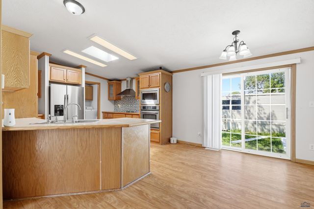 1702 E HWY 44, Rapid City, SD 57703