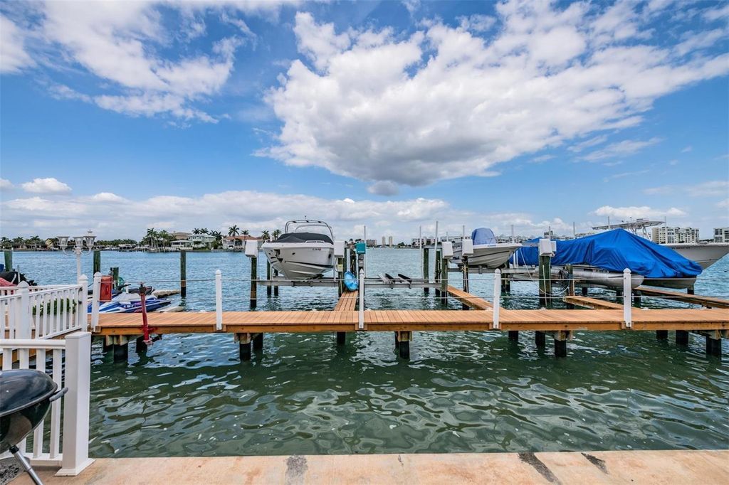 Image 39 of property listing at 8911 BLIND PASS ROAD 108, St Pete Beach, FL 33706