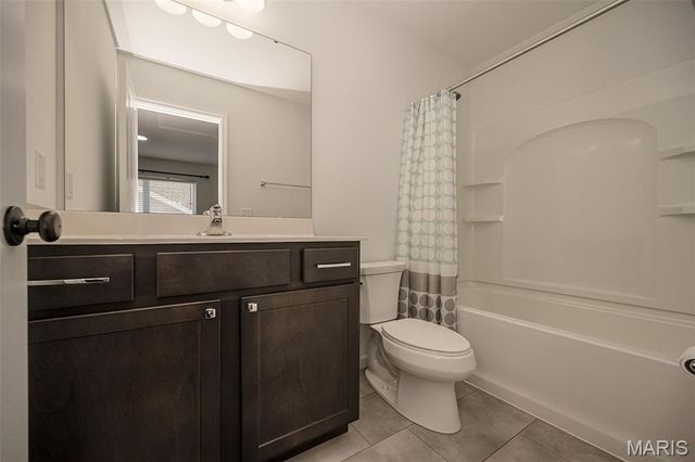 223 Randlin Drive, O'fallon, MO 63367