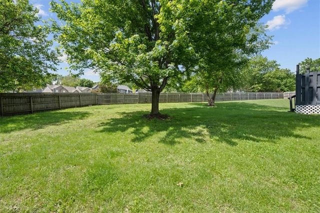 21719 W 51ST Terrace, Shawnee, KS 66226