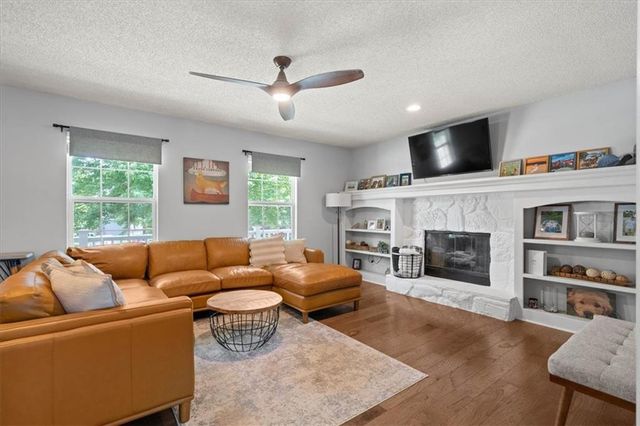 21719 W 51ST Terrace, Shawnee, KS 66226