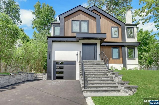 279 Jefferson Avenue, Cresskill, NJ 07626