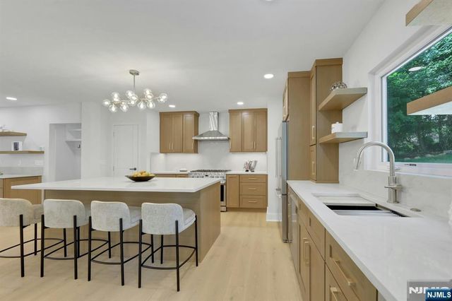 279 Jefferson Avenue, Cresskill, NJ 07626