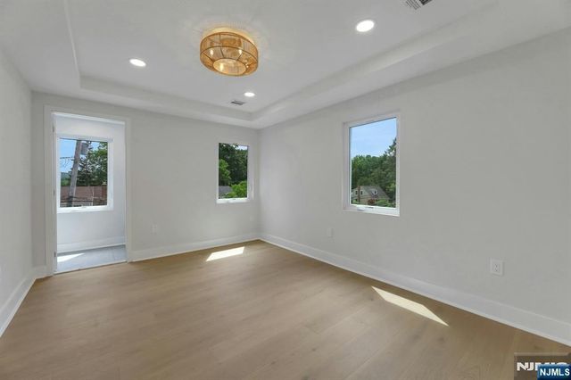 279 Jefferson Avenue, Cresskill, NJ 07626