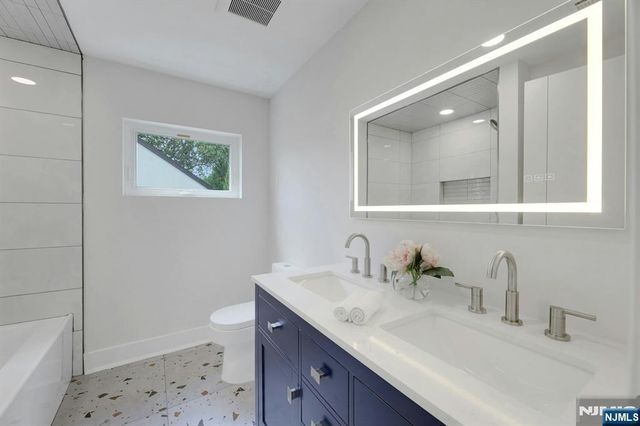 279 Jefferson Avenue, Cresskill, NJ 07626