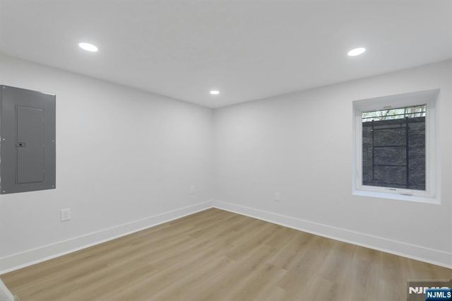 279 Jefferson Avenue, Cresskill, NJ 07626