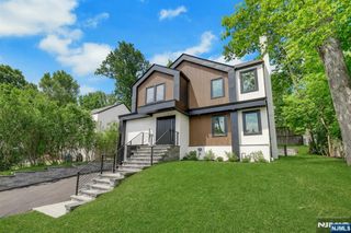 279 Jefferson Avenue, Cresskill, NJ 07626