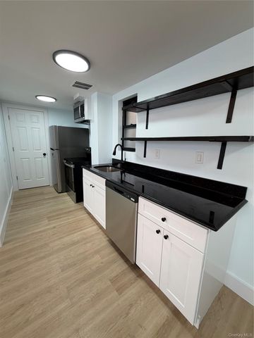 119 W 227th Street, Bronx, NY 10463